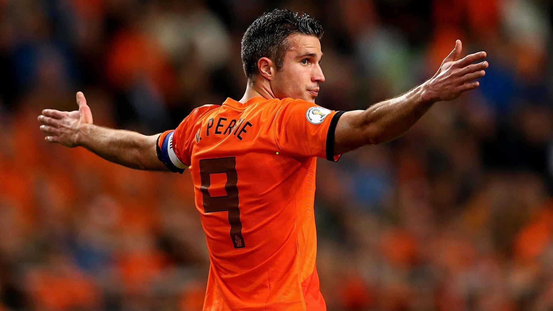 沧州雄狮官宣萨布利奇接掌帅印，亚泰旧帅三度回归中国足坛再启新征程